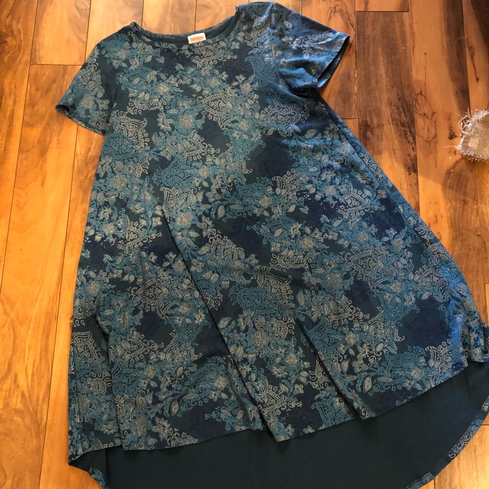 Sz L Elegant LulaRoe Carly
